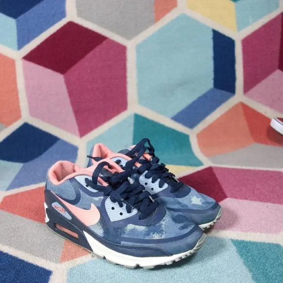 Nike Shoes - Nike Air Max 90 Prm Tape Wmn Shoes Sz 7 CAMO”ARMORY